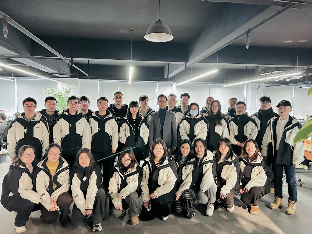 202512 新工作服合影